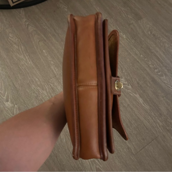 Vintage Coach Station Bag 5130 in British Tan - Picture 8 of 8